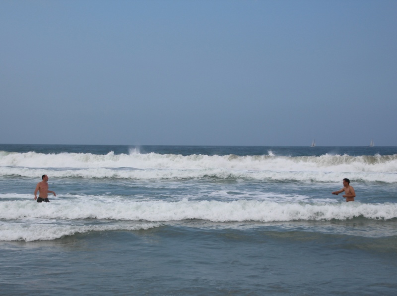 Frisbee on the beach